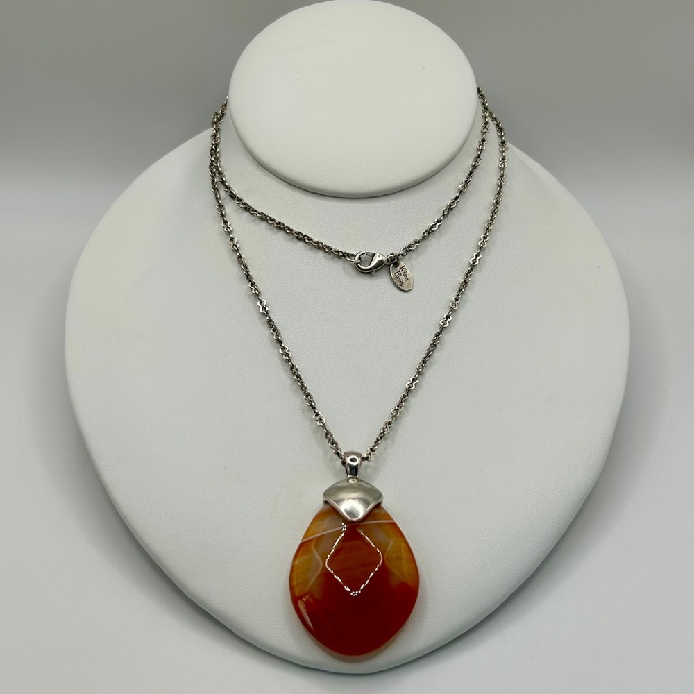 Kiam Family Silver & Agate Stone Pendant Necklace